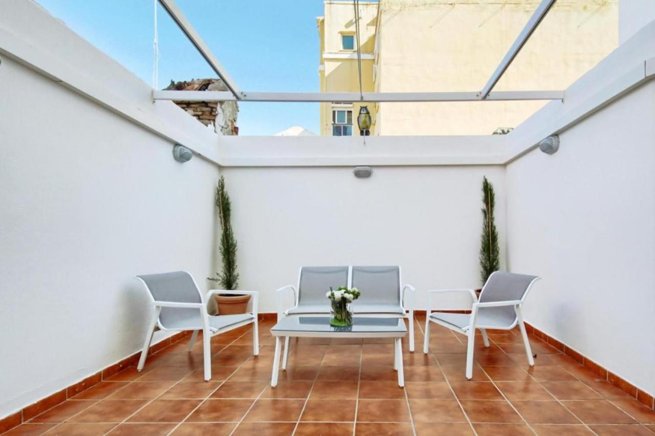 Amplio Piso Con Terraza Apartment มาลากา ภายนอก รูปภาพ