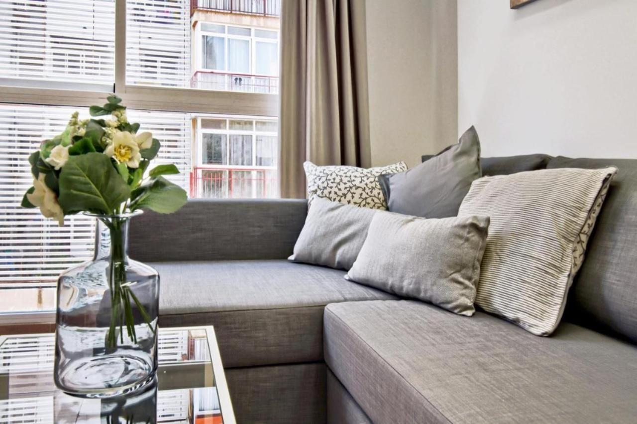 Amplio Piso Con Terraza Apartment มาลากา ภายนอก รูปภาพ