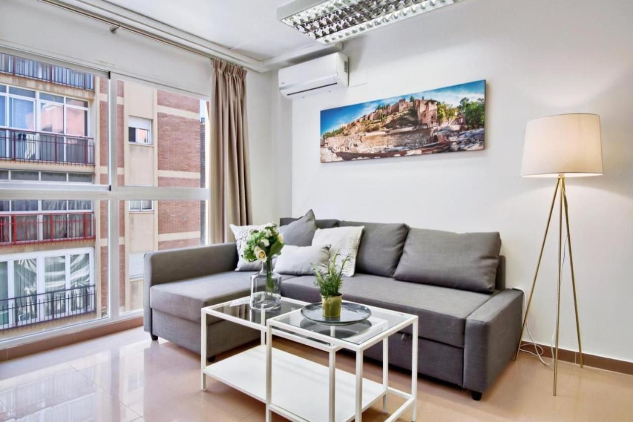 Amplio Piso Con Terraza Apartment มาลากา ภายนอก รูปภาพ